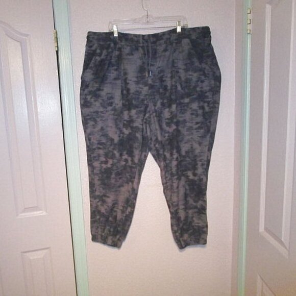 NEW Athleta FARALLON Pull On Size 26 4X PANTS High Rise 5 POCKETS Travel STRETCH - Picture 2 of 12